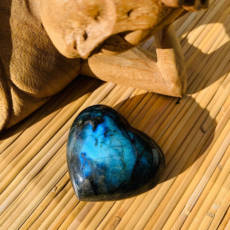 ARRON Working ON Good Vibes Labradorite Heart - palmstone