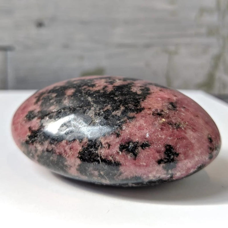 Rhodonite Palmstone - palmstone