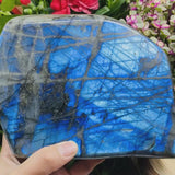 Large (5,49 lbs.) Labradorite Freeform (Artikel #0022)